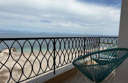 Fronte Mare Suite - Sea Front Luxury Suite With Private Beach Patio - Foto 56