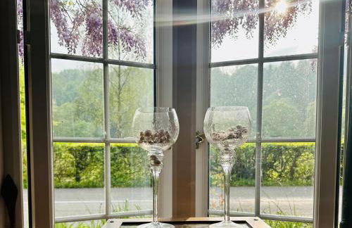 Devon 6-Bed Cottage with Country Views & Parking - Foto 11