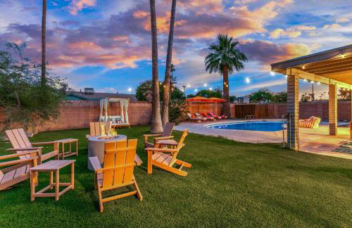 Disco Jungle with Fire Pit+Poolside TV+Yard Games - Photo 43