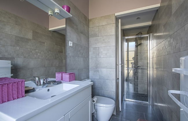 Spacious Holiday Home in Aure sur Mer With Garden - Foto 54