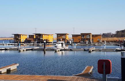 FLOATING HOUSES - "schwimmende Ferienhäuser" - Kröslin Haus 5 - Foto 9