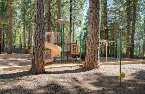 12 Mi to Apple Hill Family-Friendly Cabin Retreat - Foto 31