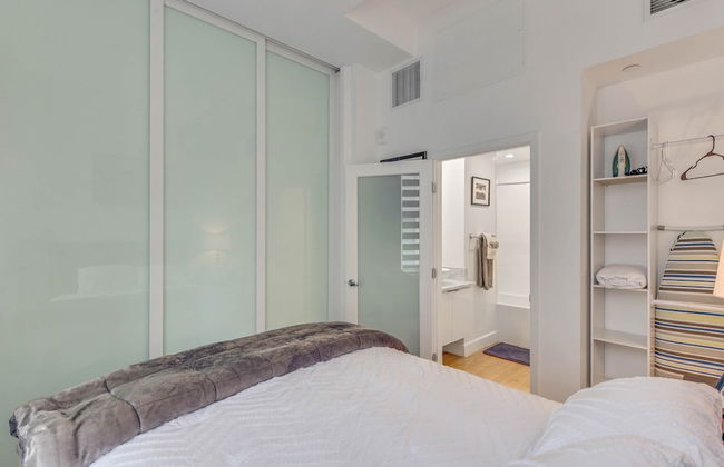 Stylish Deluxe 1BR At HWH by Oneluxstay - Foto 74