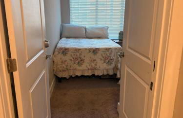 Lux High Rise one stop 2 bedroom private Share kitchen Professional Respected apartment - Foto 36