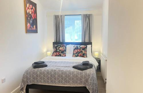 Gatwick 2 Bed Apartments Free Parking - Foto 37