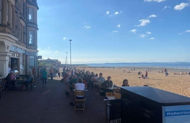 City Lights Apartments - Foto 35