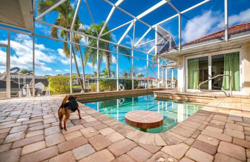 Villa Hibiscus-Waterfront-Free Heated Pool-Dock-Bikes-Other Amenities - Photo 34