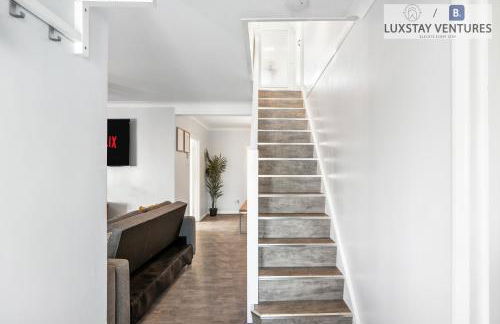 Spacious 3 Bedroom Brighton Home - South Downs - Stunning Sea Views - Garden - Pool Table - FREE Parking - Foto 20