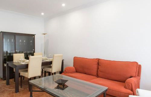 La Bodega Con Parking Gratis - Foto 24