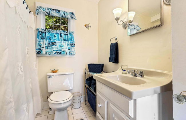 Nanas Hideaway 2 BDR Charmer! - Photo 22