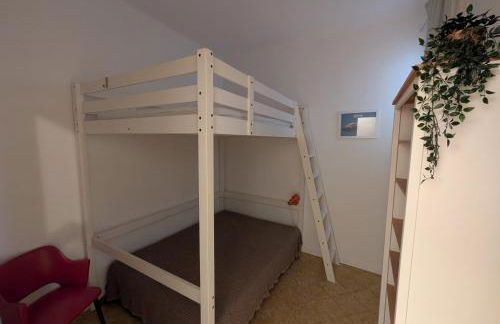 Centric apartment 100m from the beach - Photo 16