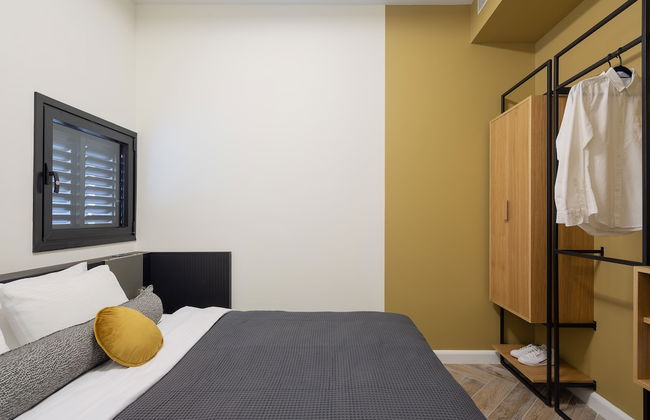 Mr. Louis - By TLV2GO - Photo 11