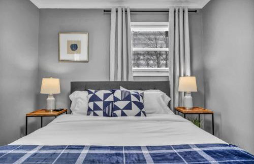 Swim and Relax In our Pool and Hot Tub and Recently Renovated - Photo 43