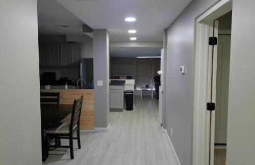 King Bed Creekfront Retreat in Jacksonville - Foto 2