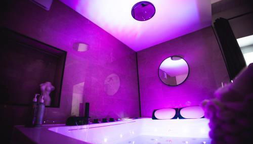 FRENCH KlSS - Love Room by PRIM0 C0NCIERGERIE - Foto 3