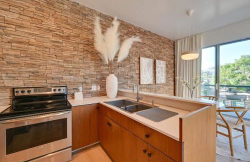 Rooftop with Views Modern Little Italy Townhome - Foto 11