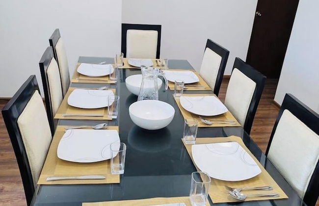 Luxurious 3 Bedroom Apartment - Foto 13