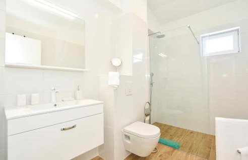 Awesome Home In Sestanovac - Foto 41