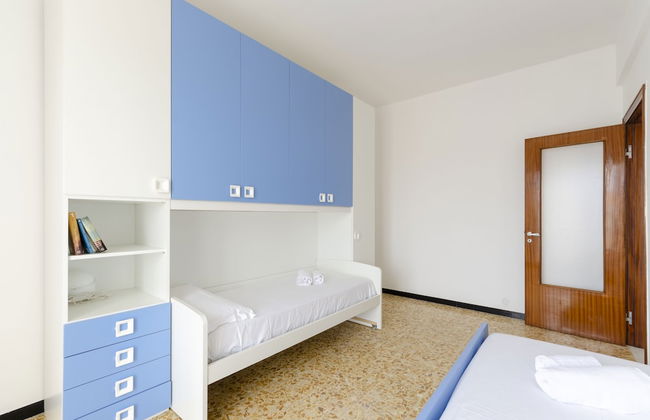 JOIVY Family Flat W/Terrace & Parking Near Beach - Foto 3