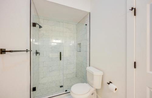 1 Mi to Dtwn San Antonio Sleek Bungalow with Yard! - Foto 21