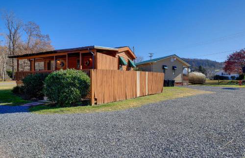 Pet-Friendly Damascus Cabin with Deck and Mtn Views! - Foto 23