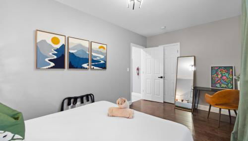 Urban Charm | Near EWR Airport Easy Access to NYC - Foto 3, wardrobe