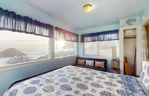 Oceanfront Elk Home Steps to Beach & Pet-Friendly - Foto 16