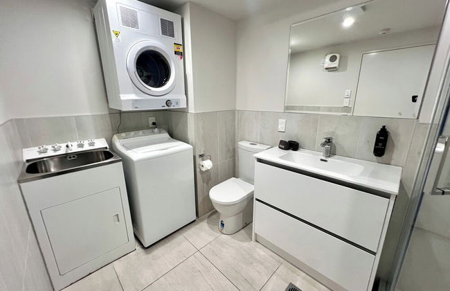 6 on Adams - Foto 73