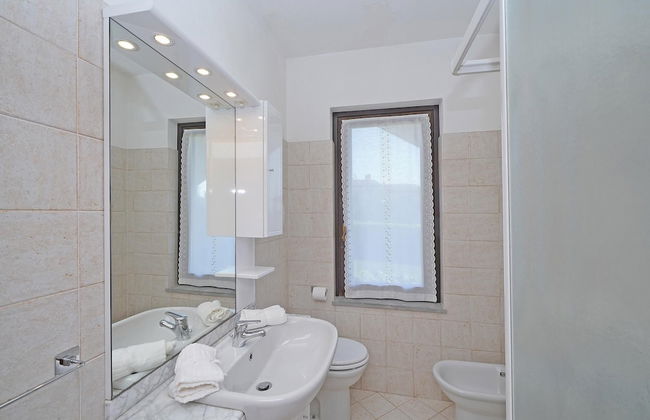 Lina s Apartment in Moniga del Garda - Foto 3