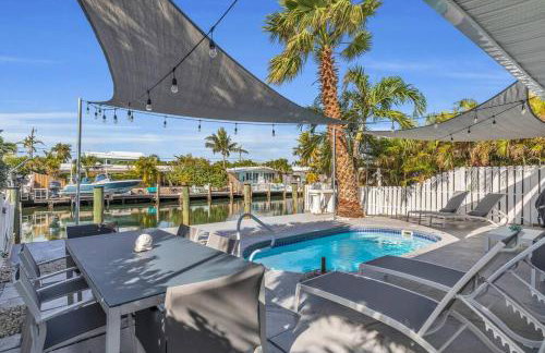 Villa Bella Newly Remodeled With Private Dock and Pool & Cabana Club Access - 7 night minimum stay - Foto 26