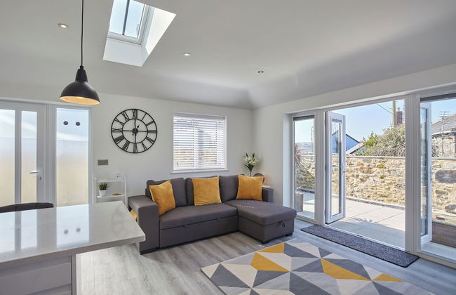 2022 Brand New Stylish Flat in Central Hayle - Foto 5