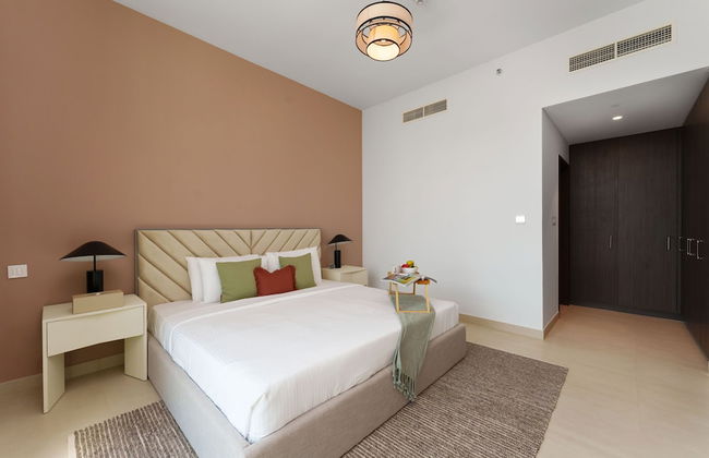 Maison Privee - Luxury Apt with Burj Khalifa Vw & Direct Mall Access - Photo 7