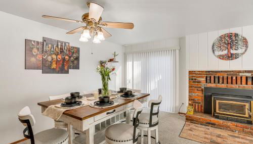 11 Mi to Burney Falls Charming Home with Fireplace - Foto 2