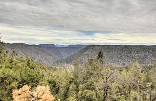 Homey Colfax Getaway with Private Hot Tub! - Photo 25