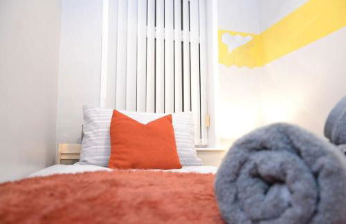 Salisbury - New 3br home, wifi, parking, sleeps 6, near Liverpool city centre - Foto 42