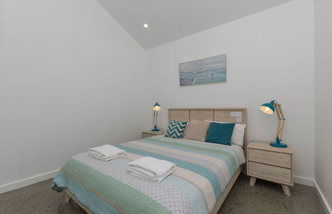 Sunset Place Apartments - Photo 14