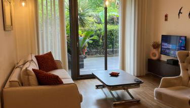 Terrasse Zen - Confort Nature & Accessibilité - 4 personnes - Parking gratuit - 20 min de Paris - Foto 2