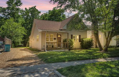 SMART Home close to downtown, MSU, and more - Foto 8