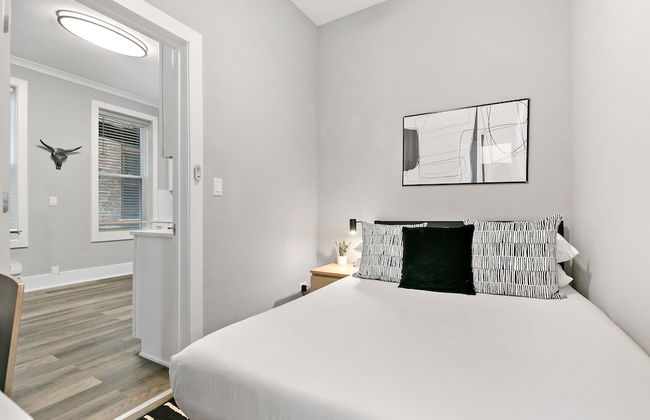 2BR Comfy and Stylish Apt in West Town - Erie 1R - Foto 11