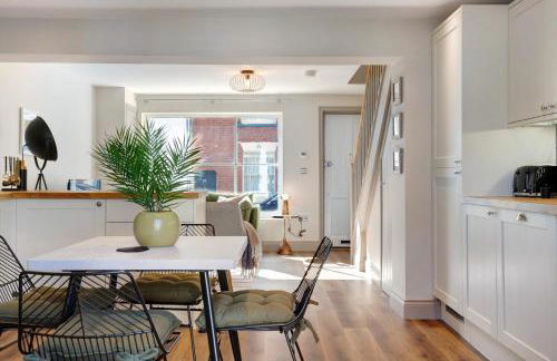 Beautifully refurbished cottage in lower Wivenhoe. - Foto 26