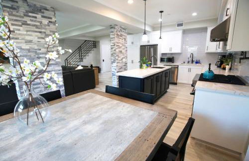 Steps 2 Beach- Luxury Home, Game Room, Roof Deck, Firepit, Pets OK - Foto 8