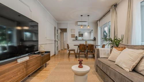 NEW Refurbished Modern Apartment - Foto 3