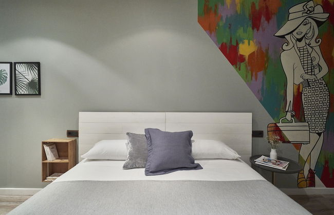 AinB Las Ramblas Colón Apartments - Foto 4