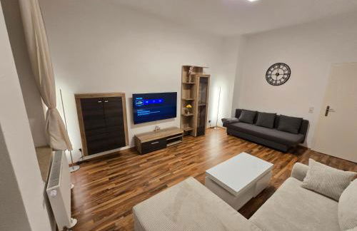 Boardinghouse mit 10 großen Apartments mit Parkplatz und Balkon - Photo 4