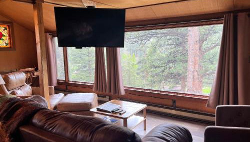 Rose Den - Romantic Mountain Cabin with Views! - Foto 4