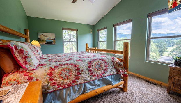 Hunter Jack's - 2 Br cabin by RedAwning - Foto 3, Habitación