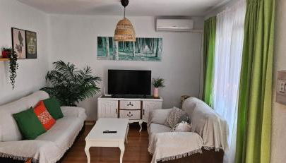 Casa de 5 habitaciones hasta 9 plazas, La Casilla en Dúrcal, Granada - Foto 2