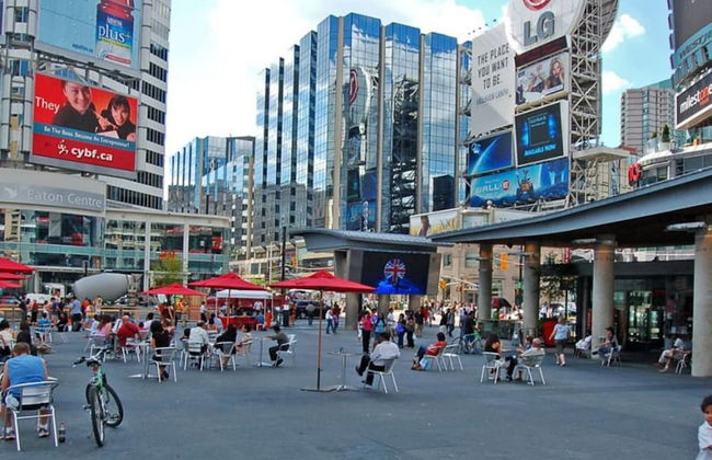 Downtown Posh Penthouse in the City, Walk Score 95 - Foto 24