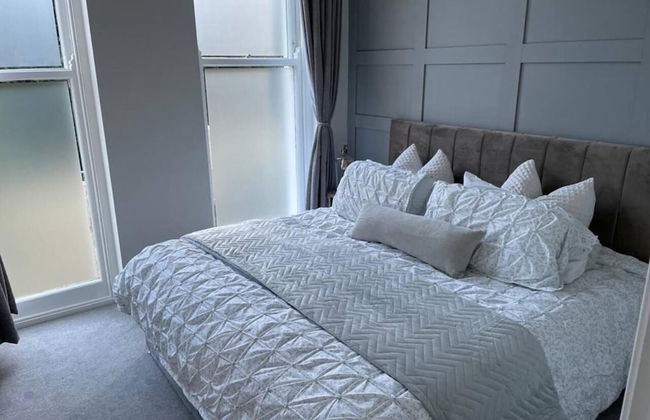 Stunning Apartment in Clifton Gardens, Westend - Foto 4