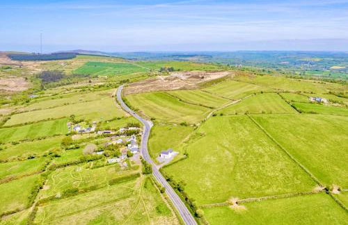 Rural Cottage, 3 beds, 3 bath,LOG BURNER, HOT TUB, with Cymru Holidays - Foto 61